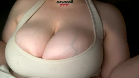 Olivia baby  online show from July 12, 2026, 5:04 pm