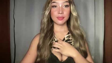 ZAINA online show from April 22, 2026, 10:06 am
