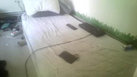 olivier_21 online show from April 25, 2026, 9:34 am