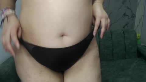 Snapshot of oliviia_ch chatting on May 11, 2026, 2:45 pm Olivia online show from May 11, 2026, 2:45 pm