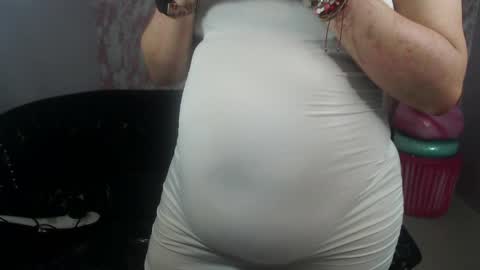 Snapshot of oliviia_ch chatting on June 3, 2026, 3:50 pm Olivia online show from June 3, 2026, 3:50 pm