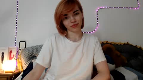 Snapshot of olivka_flower chatting on July 30, 2026, 8:08 pm Angelina Lina online show from July 30, 2026, 8:08 pm