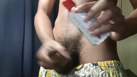 Snapshot of olliebennit chatting on November 14, 2025, 8:07 pm Ollie online show from November 14, 2025, 8:07 pm