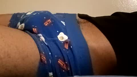 Snapshot of olliebennit chatting on November 20, 2025, 7:52 am Ollie online show from November 20, 2025, 7:52 am