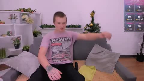 Snapshot of ollistiw chatting on December 9, 2024, 8:12 pm Olli and Stiw online show from December 9, 2024, 8:12 pm