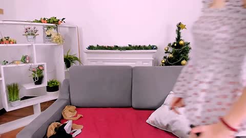 Snapshot of ollistiw chatting on December 28, 2024, 2:43 am Olli and Stiw online show from December 28, 2024, 2:43 am