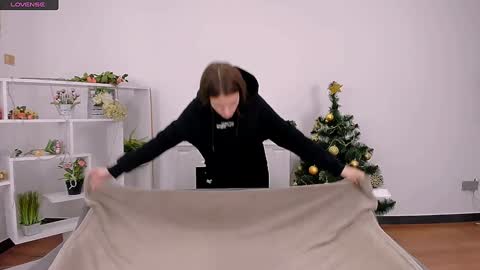 Snapshot of ollistiw chatting on December 30, 2024, 8:47 pm Olli and Stiw online show from December 30, 2024, 8:47 pm