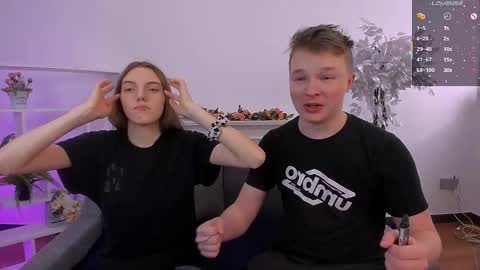 Snapshot of ollistiw chatting on March 8, 2025, 8:11 am Olli and Stiw online show from March 8, 2025, 8:11 am