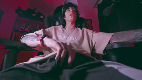     online show from March 5, 2026, 7:48 am