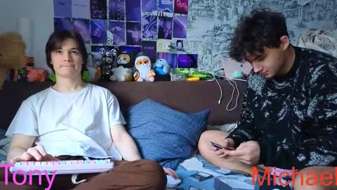 Snapshot of ololkd chatting on February 5, 2026, 10:42 am Tony online show from February 5, 2026, 10:42 am