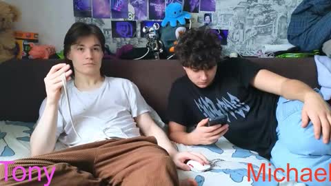 Snapshot of ololkd chatting on February 11, 2026, 9:14 am Tony online show from February 11, 2026, 9:14 am