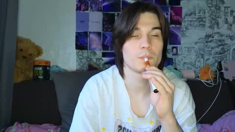 Snapshot of ololkd chatting on March 15, 2026, 3:40 pm Tony online show from March 15, 2026, 3:40 pm