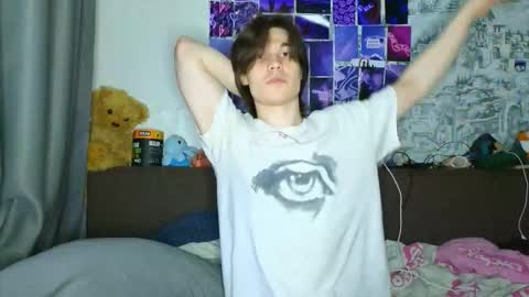 Snapshot of ololkd chatting on March 21, 2026, 4:32 pm Tony online show from March 21, 2026, 4:32 pm