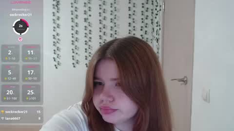 Snapshot of omellyoo chatting on July 11, 2026, 10:44 pm MellY online show from July 11, 2026, 10:44 pm