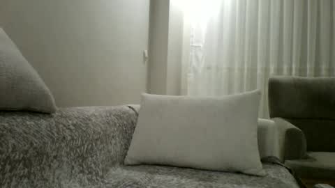 omy pm me online show from September 26, 2025, 11:09 pm