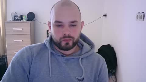 omgwhereim online show from April 10, 2026, 8:08 am