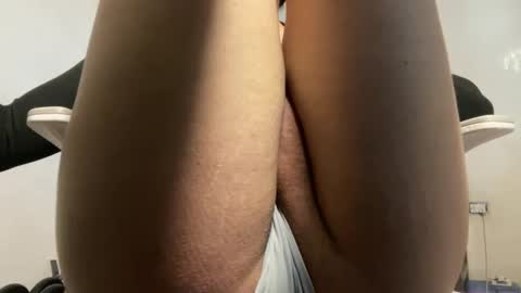 Snapshot of omgyesgurl chatting on February 2, 2025, 10:39 pm amy 3 online show from February 2, 2025, 10:39 pm