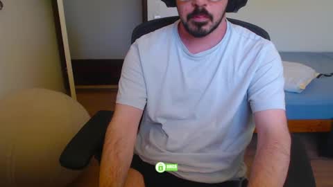 Snapshot of omisoluckyguy chatting on June 17, 2026, 11:45 am lucky guy online show from June 17, 2026, 11:45 am