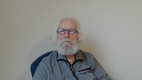 Somewhere over the rainbow online show from March 12, 2025, 8:08 am