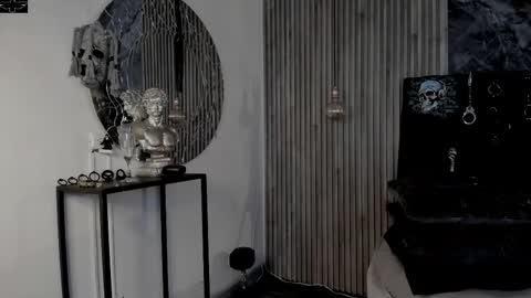     ... online show from October 25, 2025, 7:30 pm