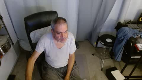 ondoko1234 online show from September 10, 2025, 1:55 pm