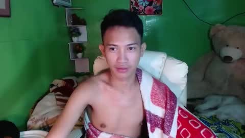 Snapshot of onebigloadxxx chatting on December 7, 2024, 4:25 pm Wyn Will serve you and be your slave online show from December 7, 2024, 4:25 pm