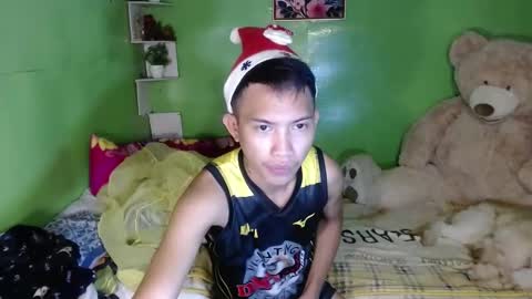 Snapshot of onebigloadxxx chatting on December 11, 2024, 7:31 am Wyn Will serve you and be your slave online show from December 11, 2024, 7:31 am