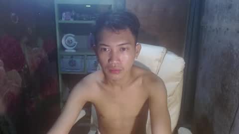 Snapshot of onebigloadxxx chatting on January 1, 2025, 4:29 am Wyn Will serve you and be your slave online show from January 1, 2025, 4:29 am