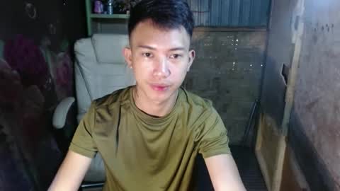 Snapshot of onebigloadxxx chatting on January 12, 2025, 5:45 am Wyn Will serve you and be your slave online show from January 12, 2025, 5:45 am