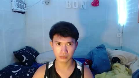 Snapshot of onebigloadxxx chatting on October 19, 2025, 2:29 pm Wyn Will serve you and be your slave online show from October 19, 2025, 2:29 pm