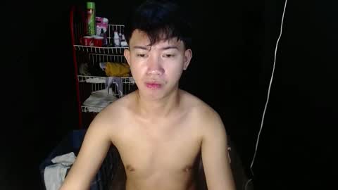 Snapshot of onebigloadxxx chatting on November 18, 2025, 6:01 pm Wyn Will serve you and be your slave online show from November 18, 2025, 6:01 pm