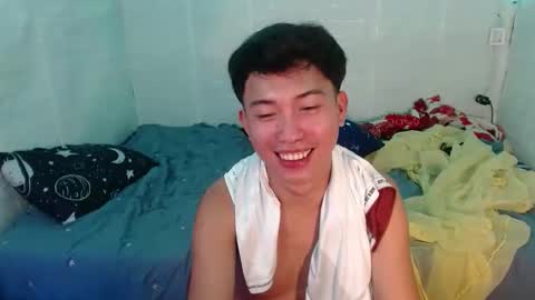 Snapshot of onebigloadxxx chatting on November 21, 2025, 2:16 pm Wyn Will serve you and be your slave online show from November 21, 2025, 2:16 pm