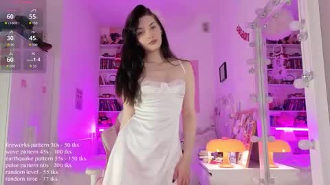 Ana online show from October 19, 2025, 12:28 pm