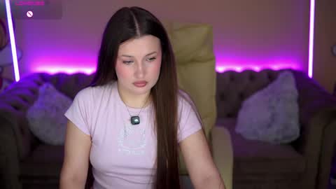 L A Y A online show from April 30, 2026, 7:09 pm