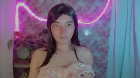Snapshot of onelesslonelygirl69 chatting on July 26, 2026, 9:05 am KLIER online show from July 26, 2026, 9:05 am