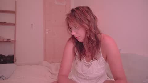 Snapshot of onelittlemermaid chatting on October 10, 2025, 9:25 pm Ariel online show from October 10, 2025, 9:25 pm