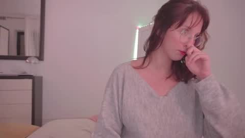 Snapshot of onelittlemermaid chatting on November 17, 2025, 10:26 pm Ariel online show from November 17, 2025, 10:26 pm