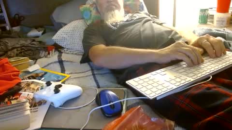 Snapshot of onemattu chatting on September 9, 2025, 6:35 am Mattu online show from September 9, 2025, 6:35 am