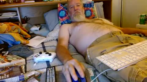 Snapshot of onemattu chatting on September 15, 2025, 6:13 am Mattu online show from September 15, 2025, 6:13 am