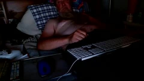 Snapshot of onemattu chatting on November 7, 2025, 6:57 am Mattu online show from November 7, 2025, 6:57 am