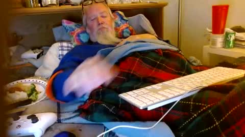 Snapshot of onemattu chatting on November 19, 2025, 5:40 am Mattu online show from November 19, 2025, 5:40 am