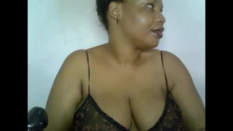 oneofdbestchubbygaloncb online show from May 17, 2026, 3:52 pm
