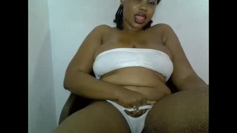 Snapshot of oneofdbestchubbygaloncb chatting on June 15, 2026, 3:36 pm oneofdbestchubbygaloncb online show from June 15, 2026, 3:36 pm