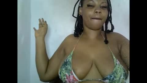 Snapshot of oneofdbestchubbygaloncb chatting on June 21, 2026, 5:59 pm oneofdbestchubbygaloncb online show from June 21, 2026, 5:59 pm