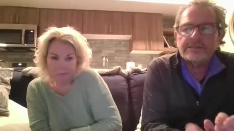 Snapshot of oneoften1000 chatting on January 27, 2025, 4:20 am couple mature milf bigboobs curvy mommydaddy online show from January 27, 2025, 4:20 am