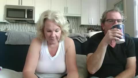 Snapshot of oneoften1000 chatting on October 7, 2025, 9:12 pm couple mature milf bigboobs curvy mommydaddy online show from October 7, 2025, 9:12 pm