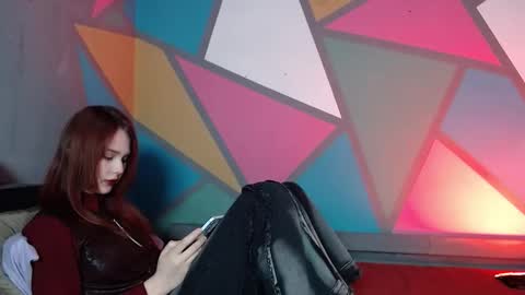 onessandra online show from March 17, 2026, 1:32 am