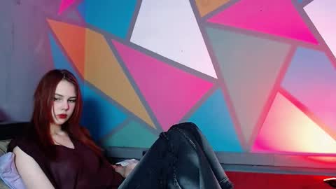 onessandra online show from March 18, 2026, 2:37 am