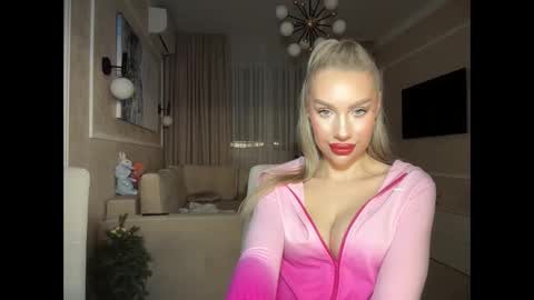 onesweet_baby online show from January 26, 2025, 8:34 pm