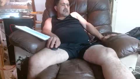 Snapshot of onewayallday chatting on May 6, 2026, 11:48 am onewaykenny online show from May 6, 2026, 11:48 am